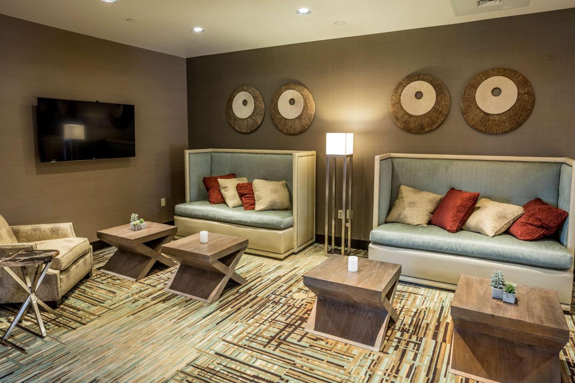 Homewood By Hilton Ballantyne, Nc Hotel