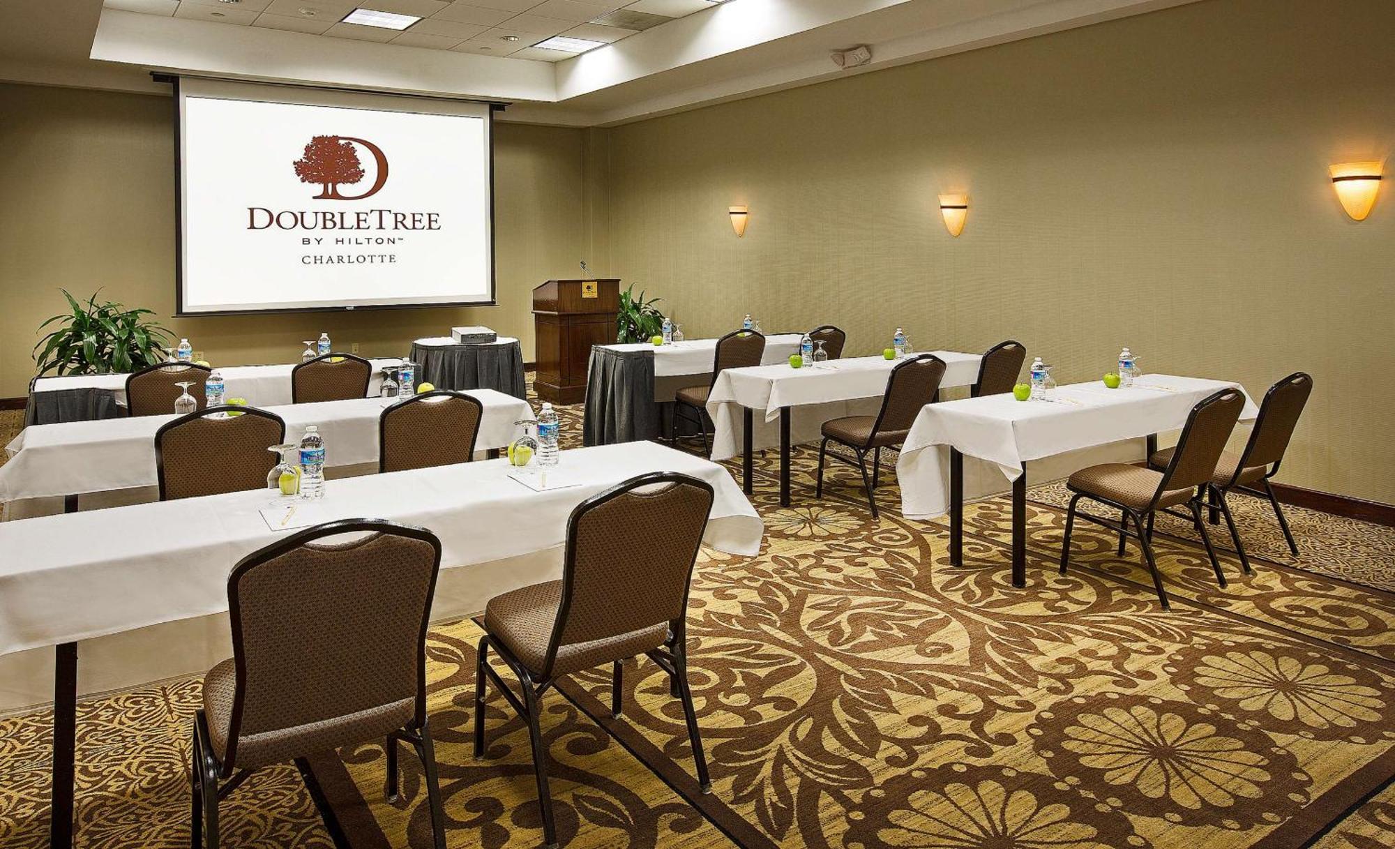 Doubletree By Hilton Airport Hotel 4*