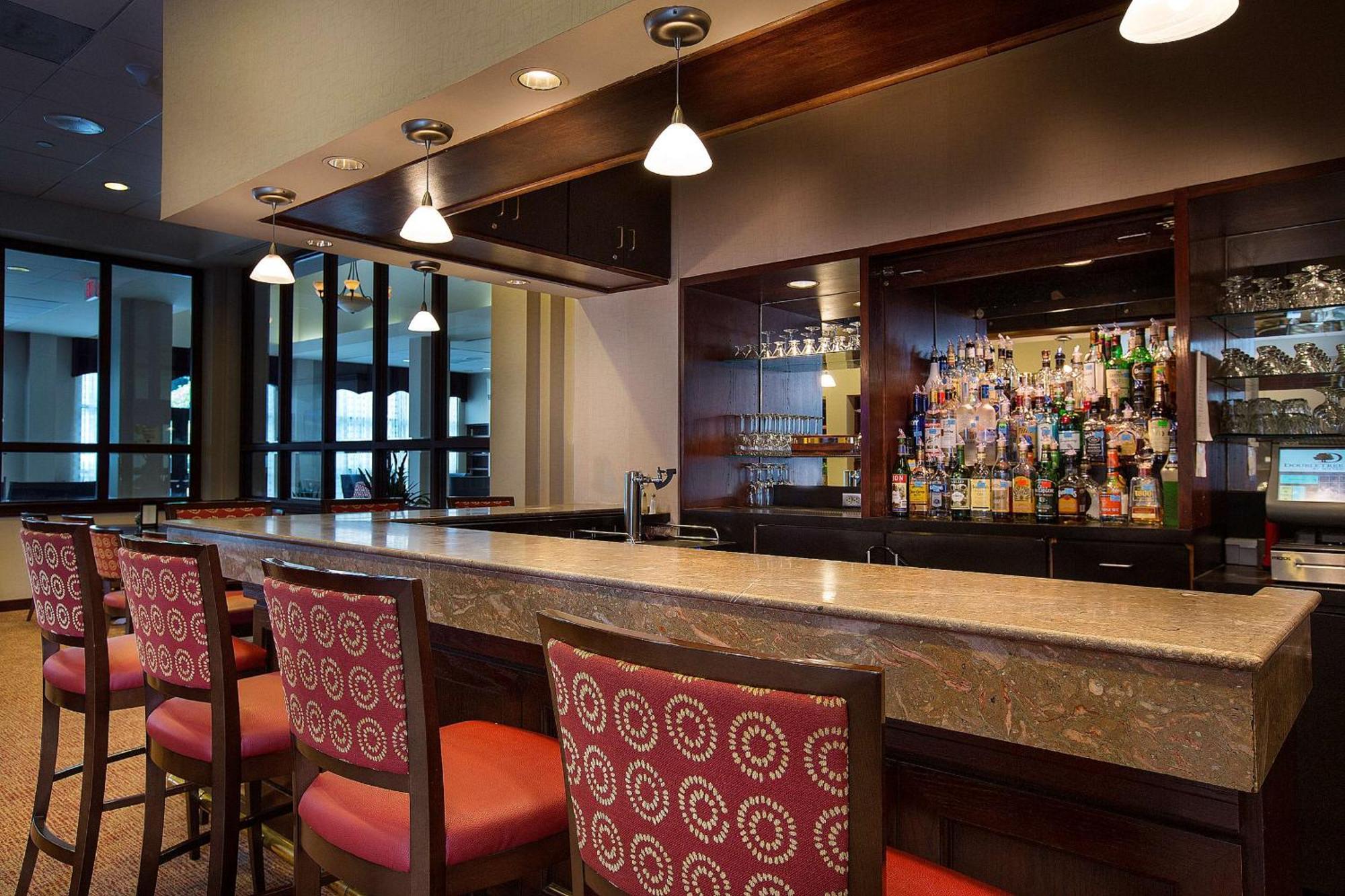 Doubletree By Hilton Airport Hotel 4*