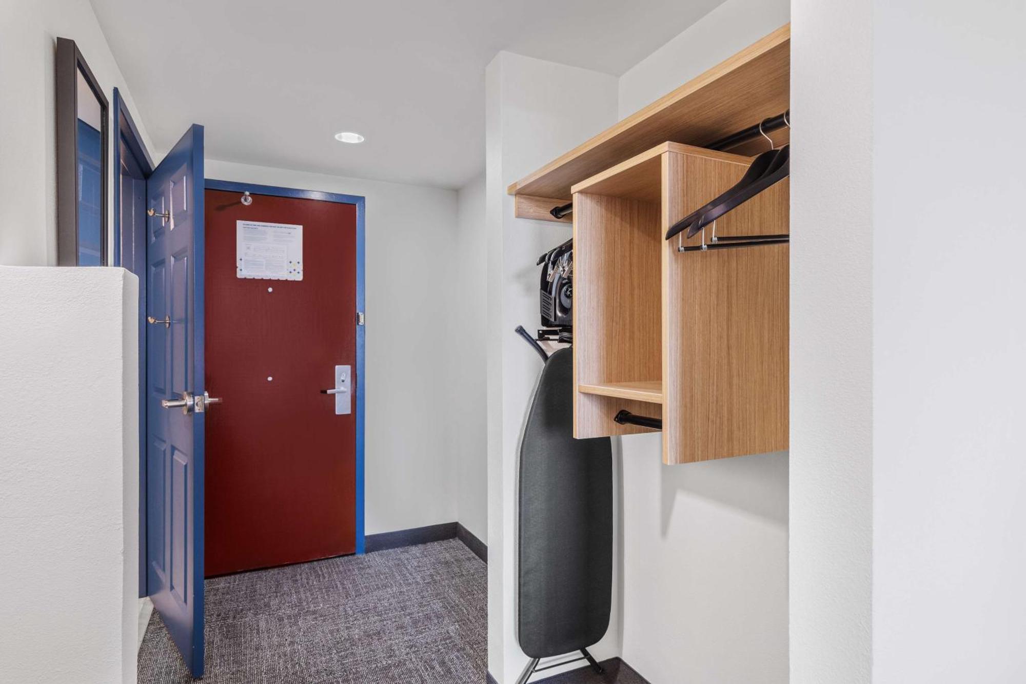 Spark By Hilton Tyvola I-77 Hotel Charlotte