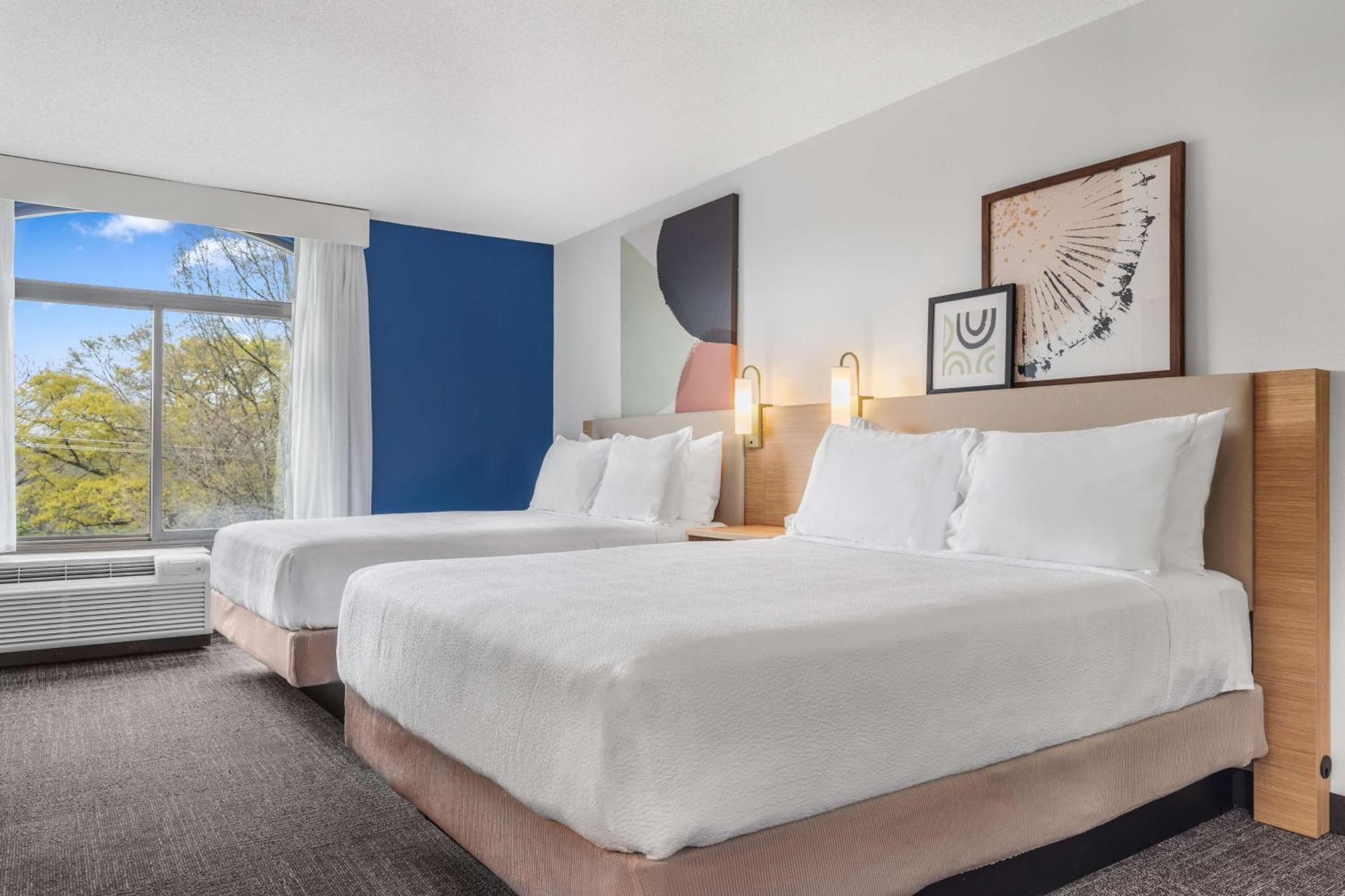 Spark By Hilton Tyvola I-77 Hotel Charlotte