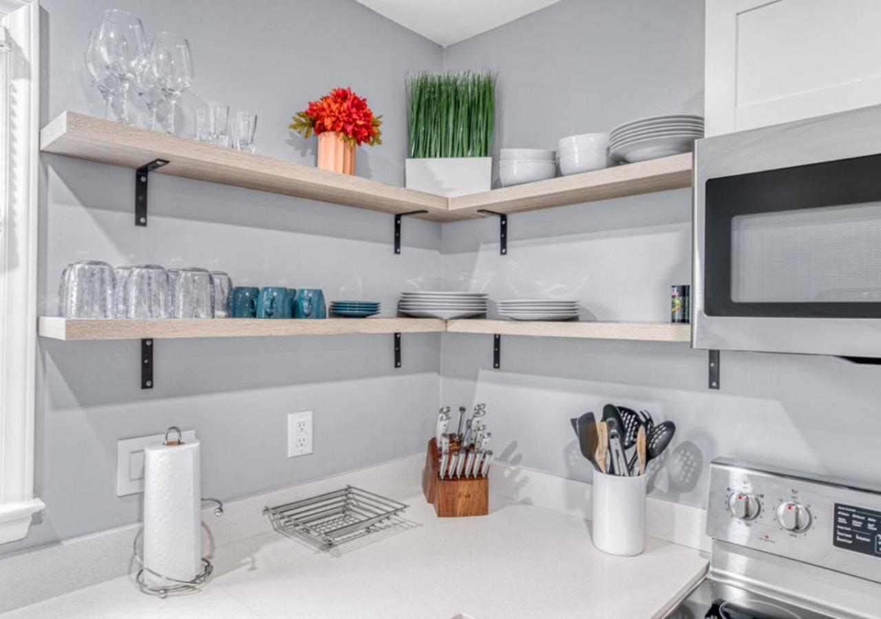 Stylish Near Uptown, Unc, And More! Holiday home Charlotte