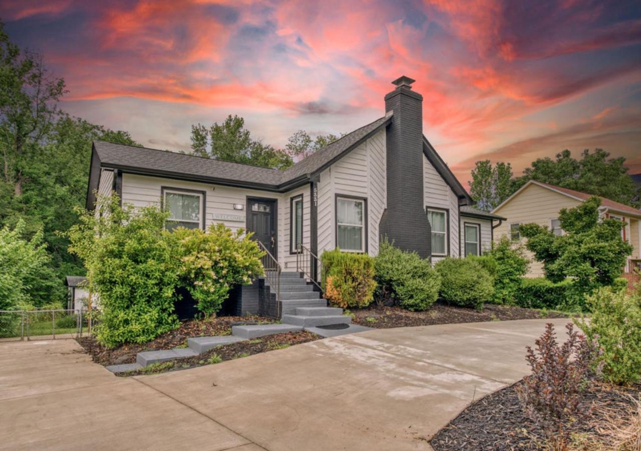 Stylish Near Uptown, Unc, And More! * Charlotte