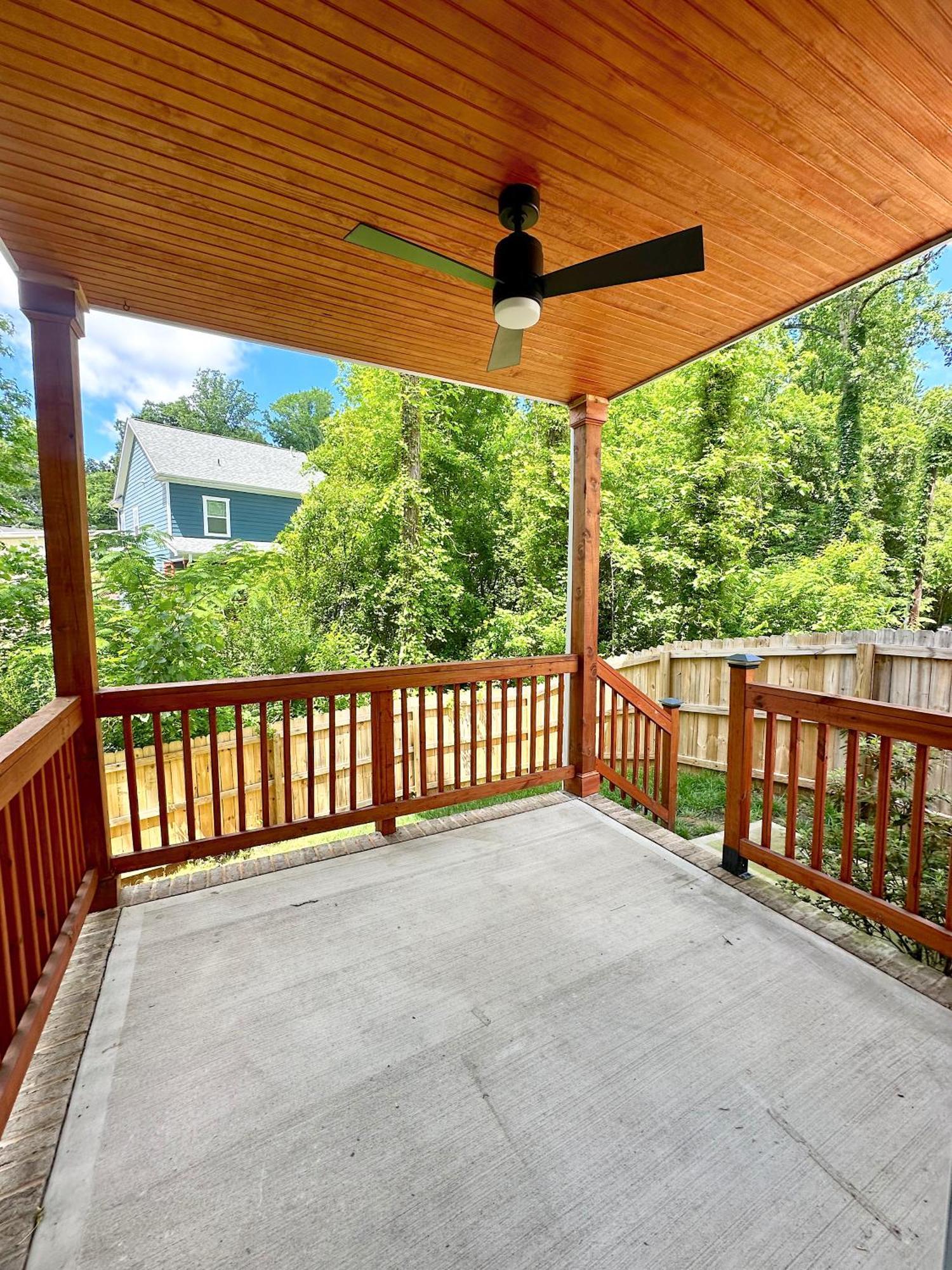 Luxury Living 3br/2.5ba Clt Holiday home *