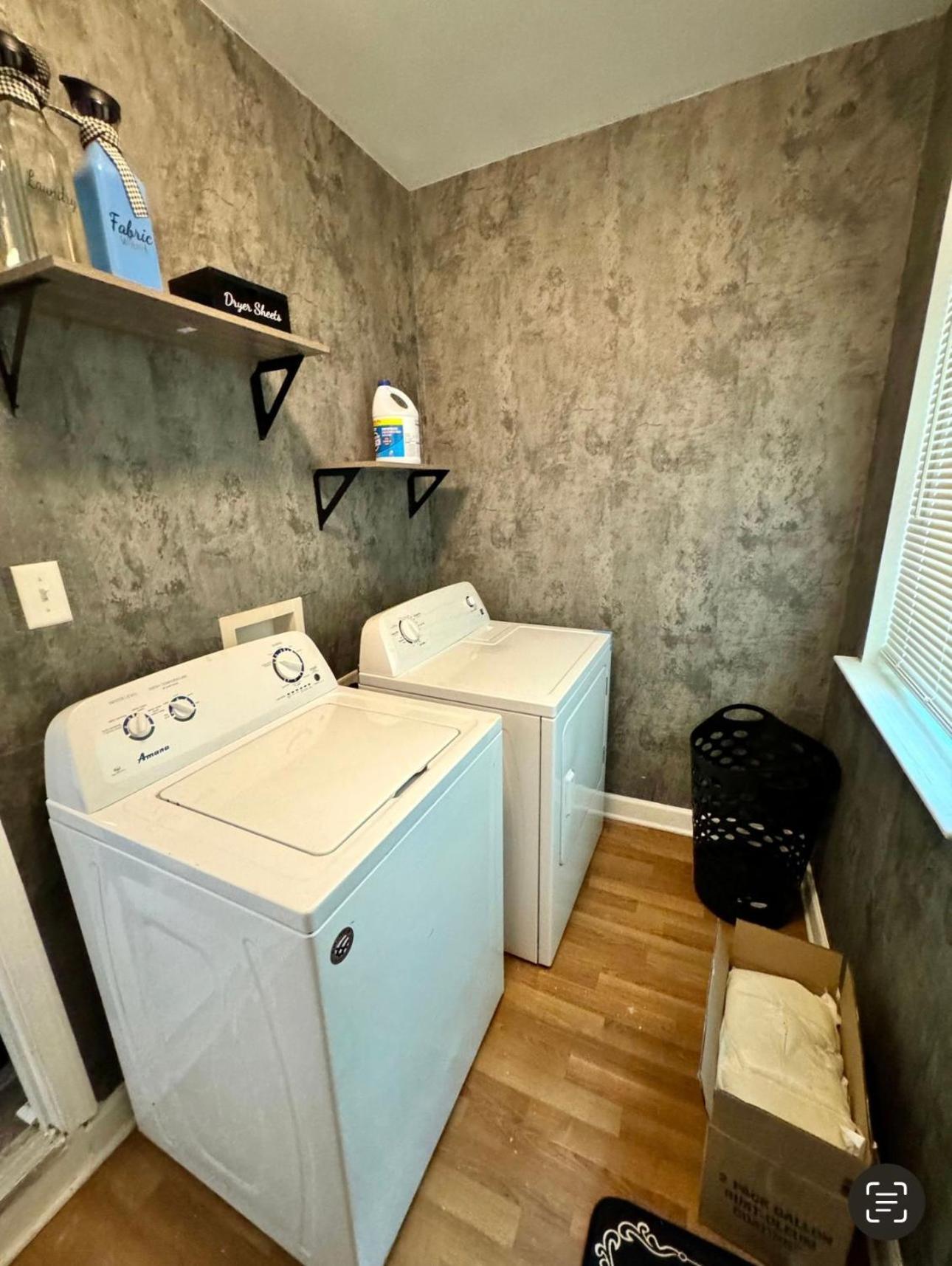 Padgett Paradise Apartment