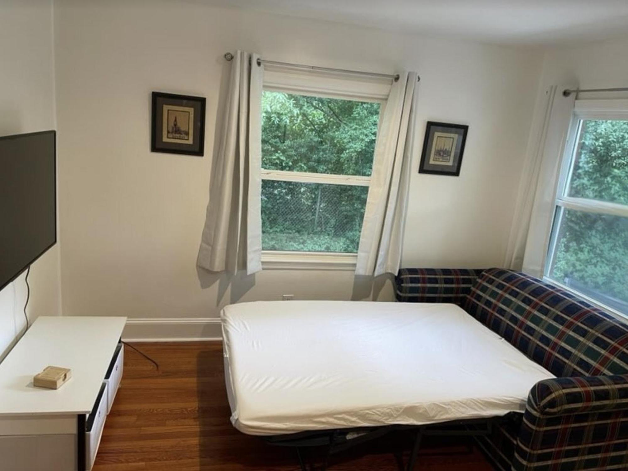Plaid Pad - Stylish Retreat 12 Min To Airport & Downtown *