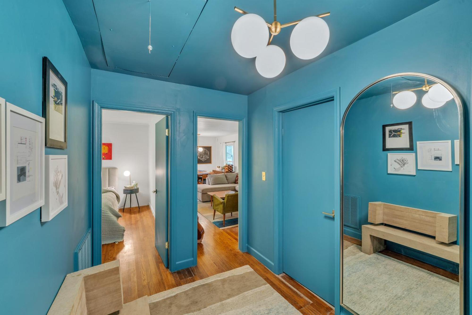 Holiday home Charming Mid-century Modern In Shannon Park