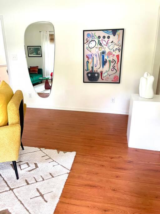 Holiday home Trendy Bohemian Bungalow, Close To Uptown, Plaza & Noda Charlotte