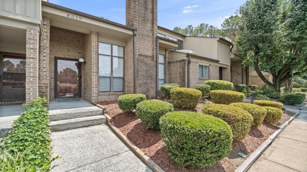 Holiday home Gorgeous 2 Bedroom Near Carowinds - Patio - Pool