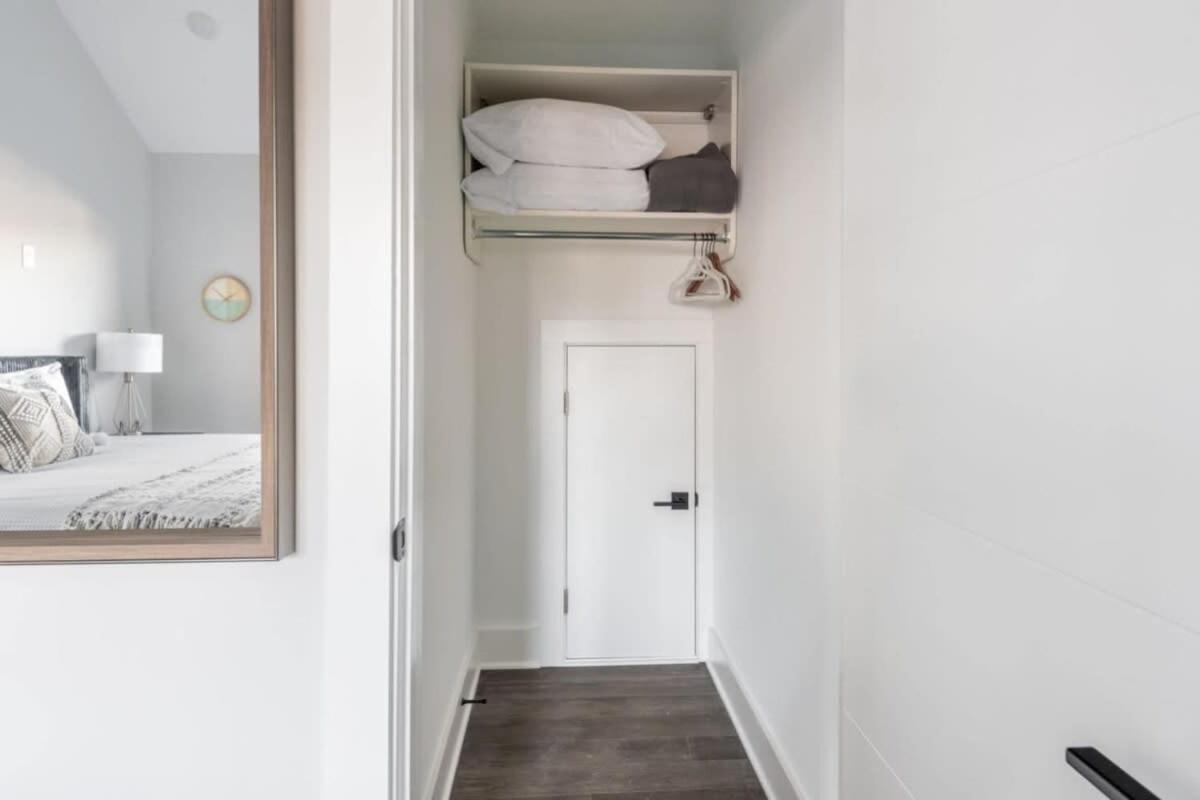 Minter Teal With Rooftop Balcony Holiday home *