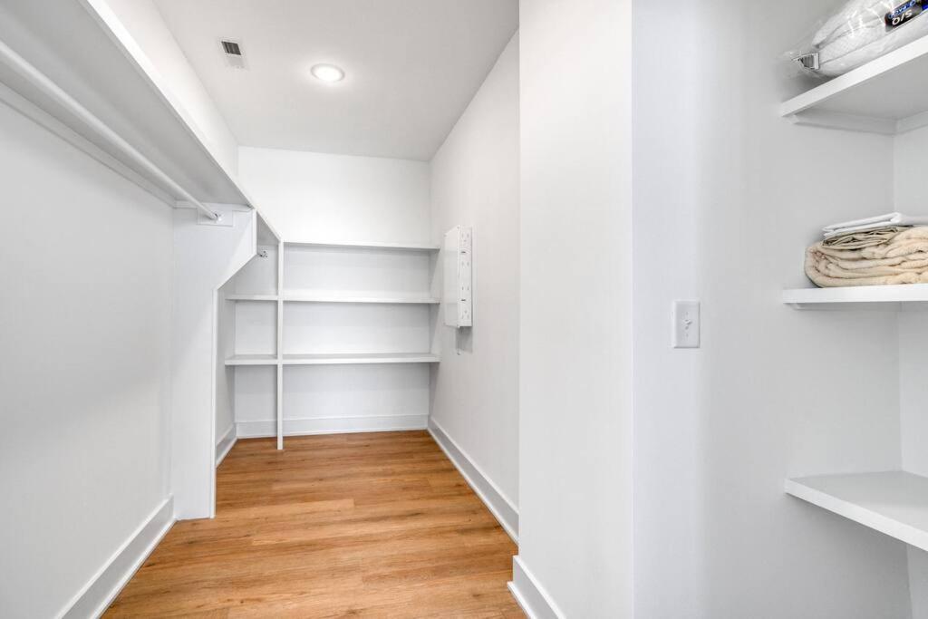 Spacious 3br Oasis On Grandin Road Charlotte