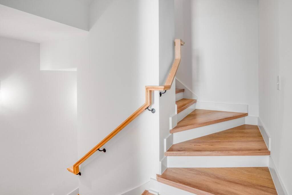 Apartment Spacious 3br Oasis On Grandin Road *