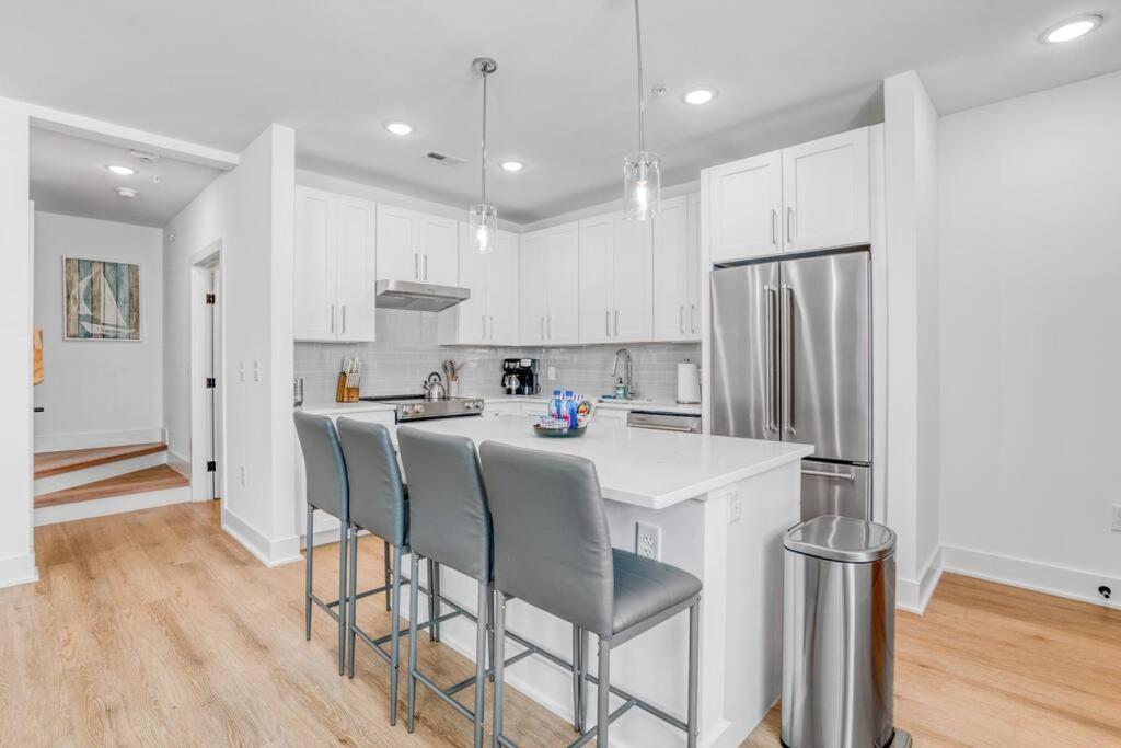 Spacious 3br Oasis On Grandin Road Charlotte