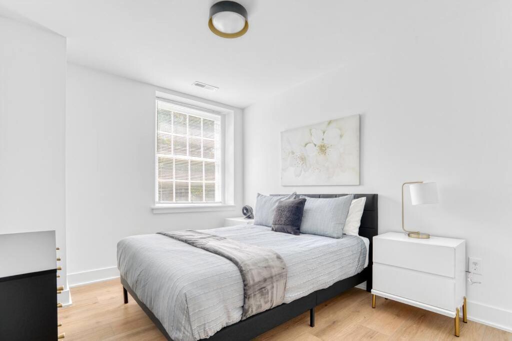Spacious 3br Oasis On Grandin Road Apartment
