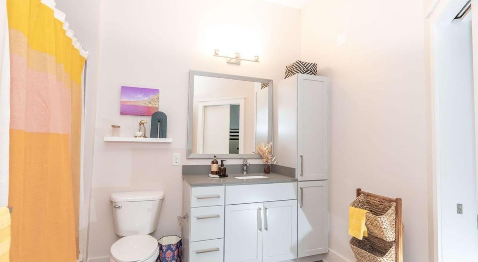 Apartment Experience Modern Comfort At Savoy In Charlotte