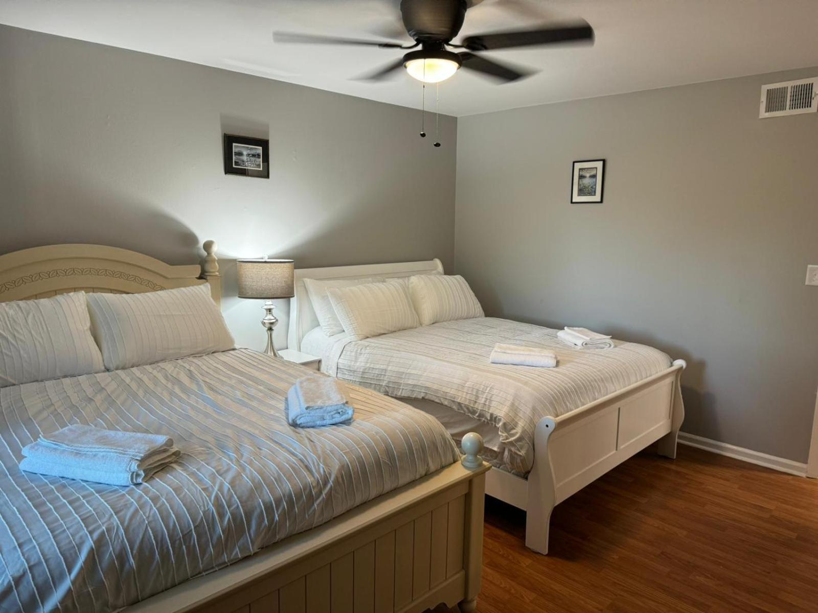 2 Bedroom Townhouse Holiday home Charlotte