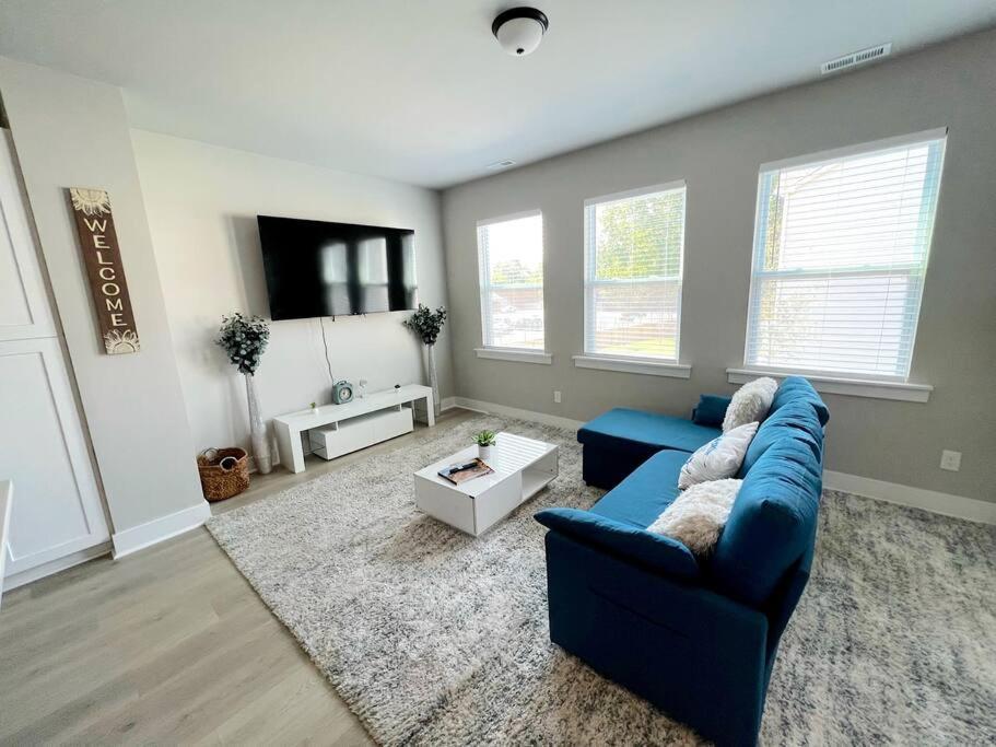 Holiday home Brand New Build 10 Min- Uptown *