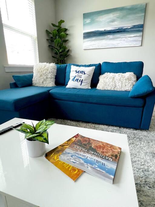 Holiday home Brand New Build 10 Min- Uptown *