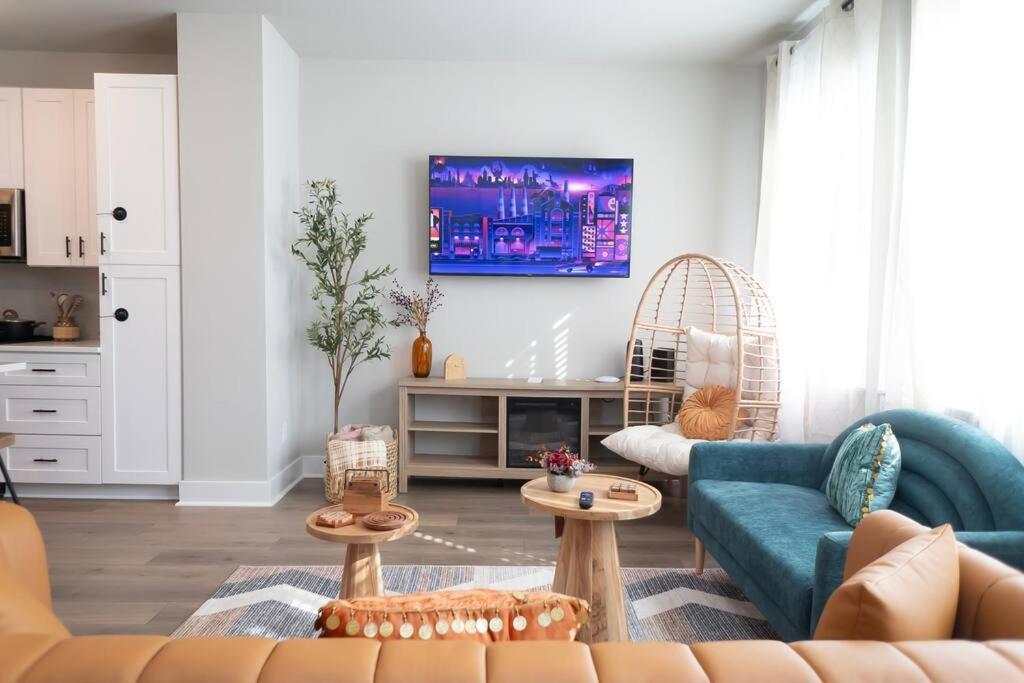 Modern Chic In Trendy Noda Midwood Districts Holiday home Charlotte