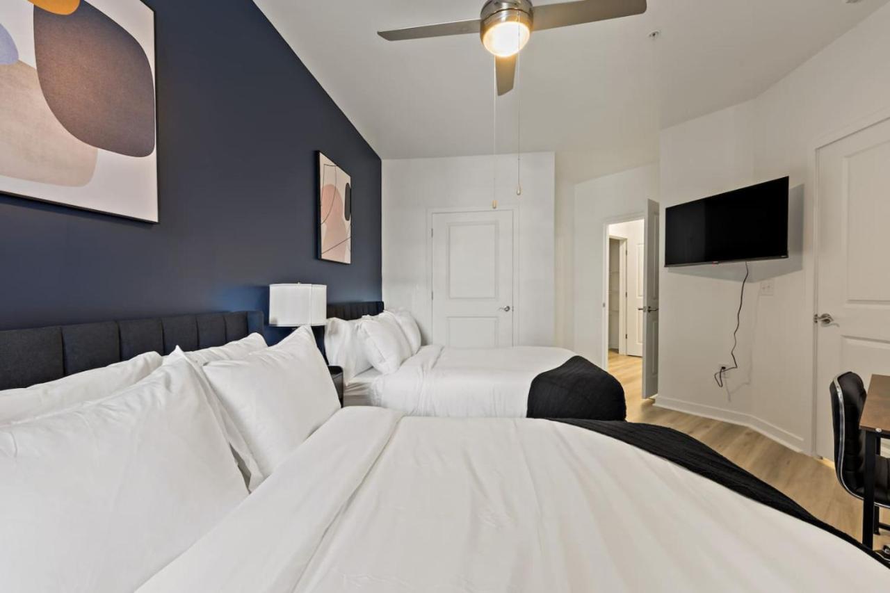 Unique 1bd - 5 Min Dt, Gym, Parking, W-d - Sleeps 6 * Charlotte