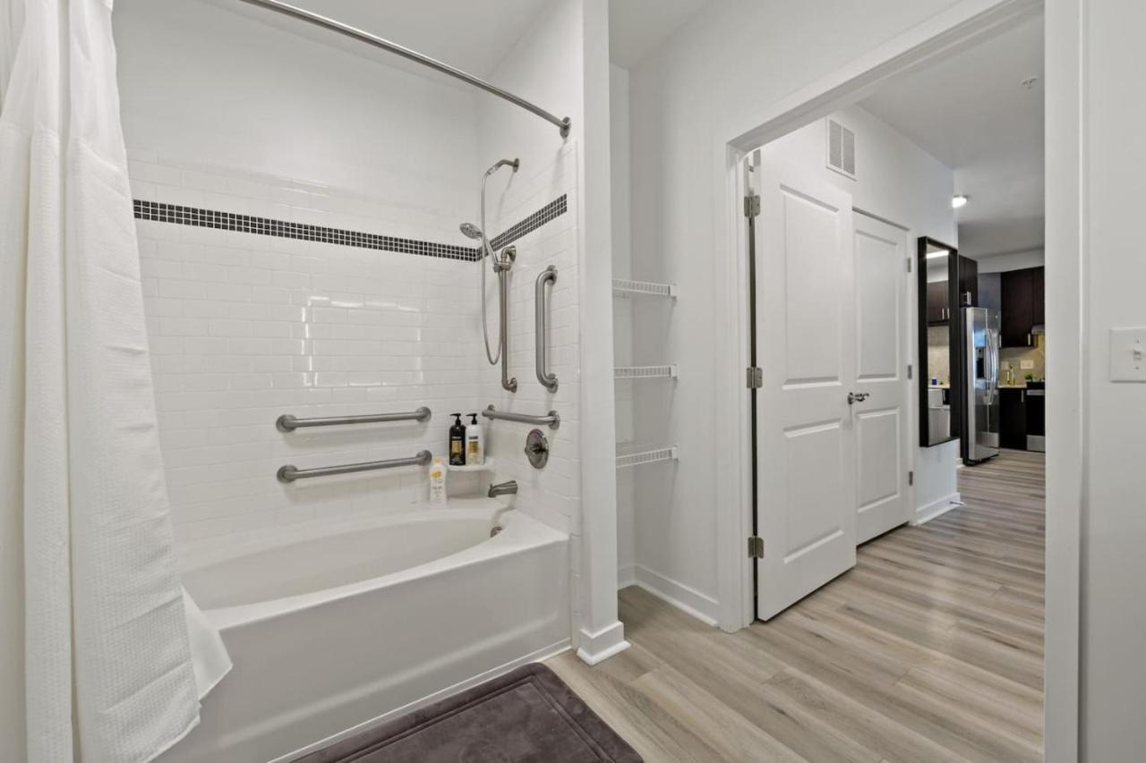 Unique 1bd - 5 Min Dt, Gym, Parking, W-d - Sleeps 6