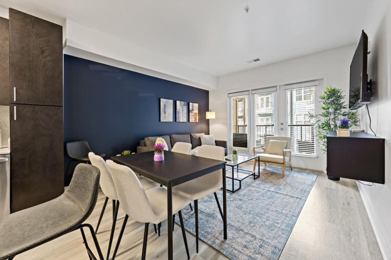 Apartment Unique 1bd - 5 Min Dt, Gym, Parking, W-d - Sleeps 6