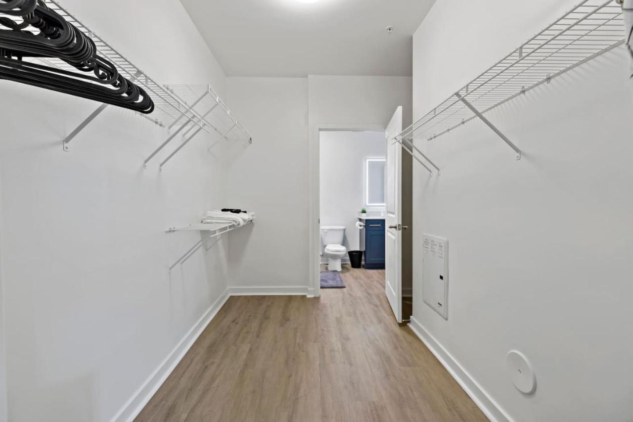 Luxe 1bd - 5 Min Dt, Gym, Parking, W-d - Sleeps 6 Apartment Charlotte