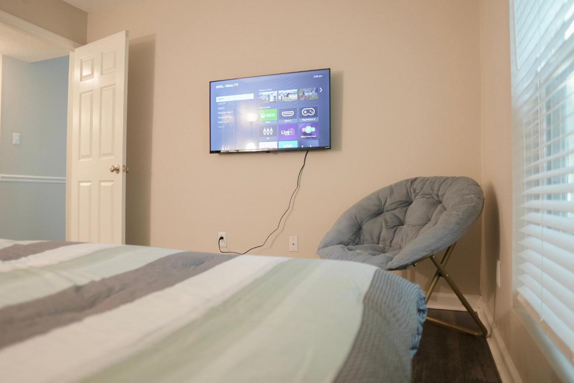 Apartment Deluxe Luxury & Convenience Charlotte