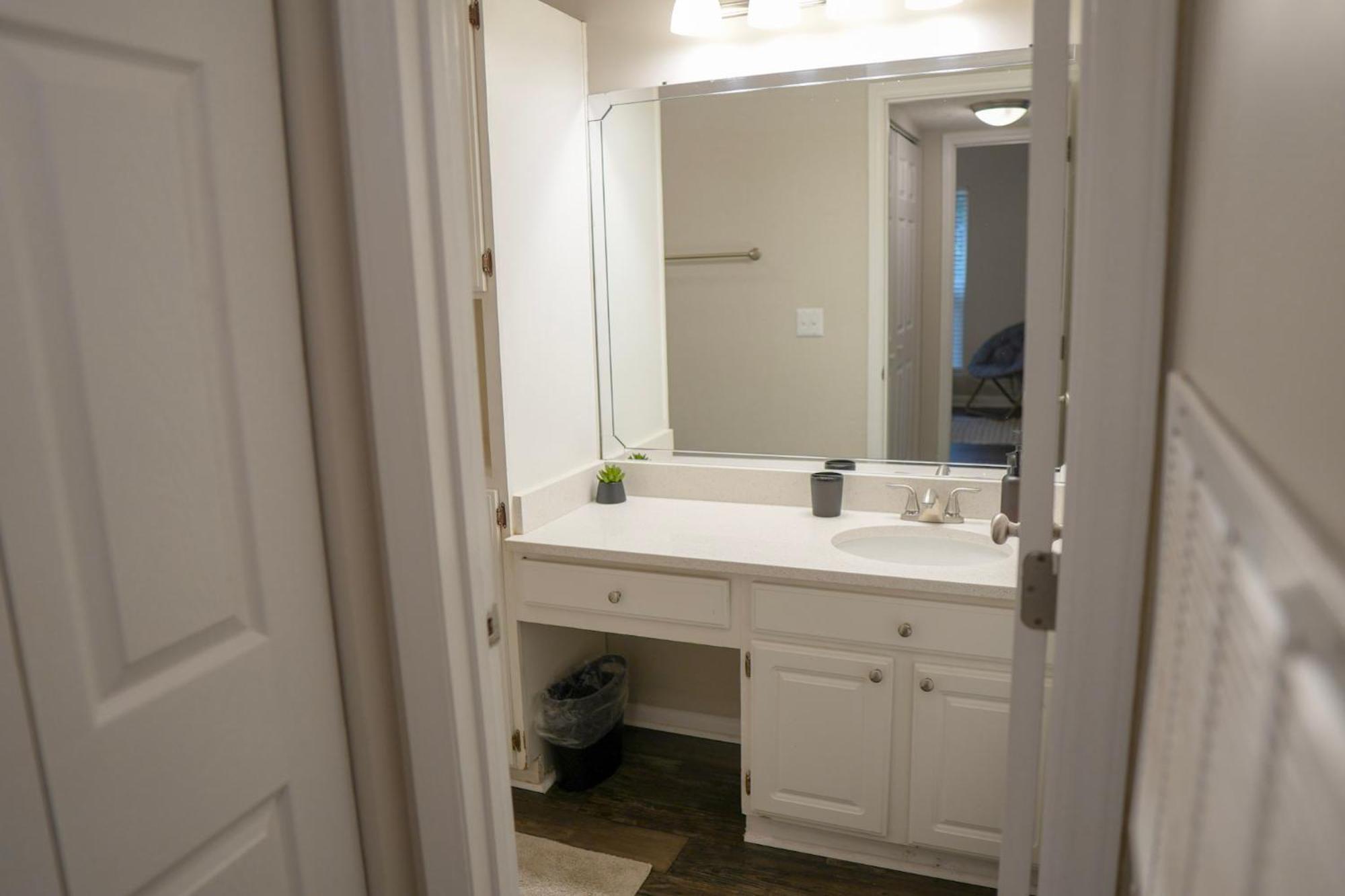 Apartment Deluxe Luxury & Convenience
