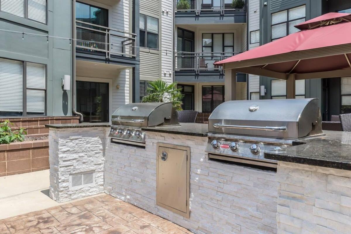 Spacious 2bd With Private Balcony And Free Parking 2 * Charlotte