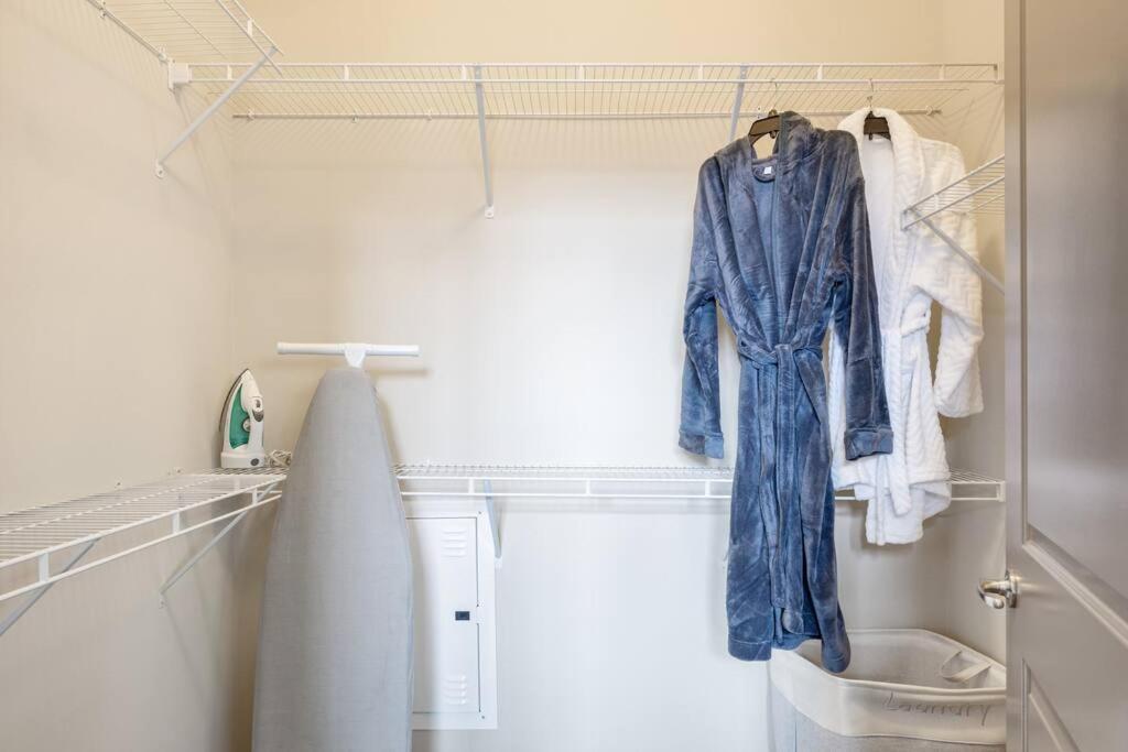 Apartment Chic Uptown Unit With Gym, Pool Charlotte