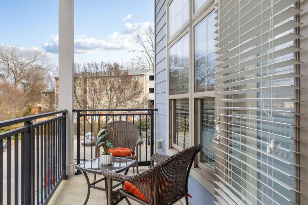 Apartment Chic Uptown Unit With Gym, Pool *