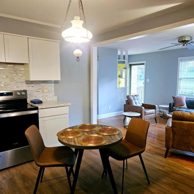 Charming Vacation Holiday home Charlotte