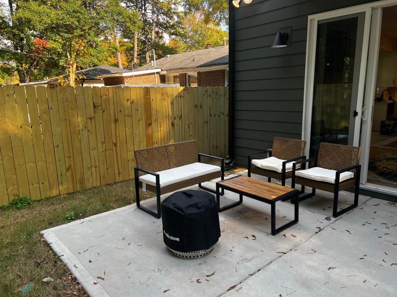 Spacious And Comfy Clt Retreat *