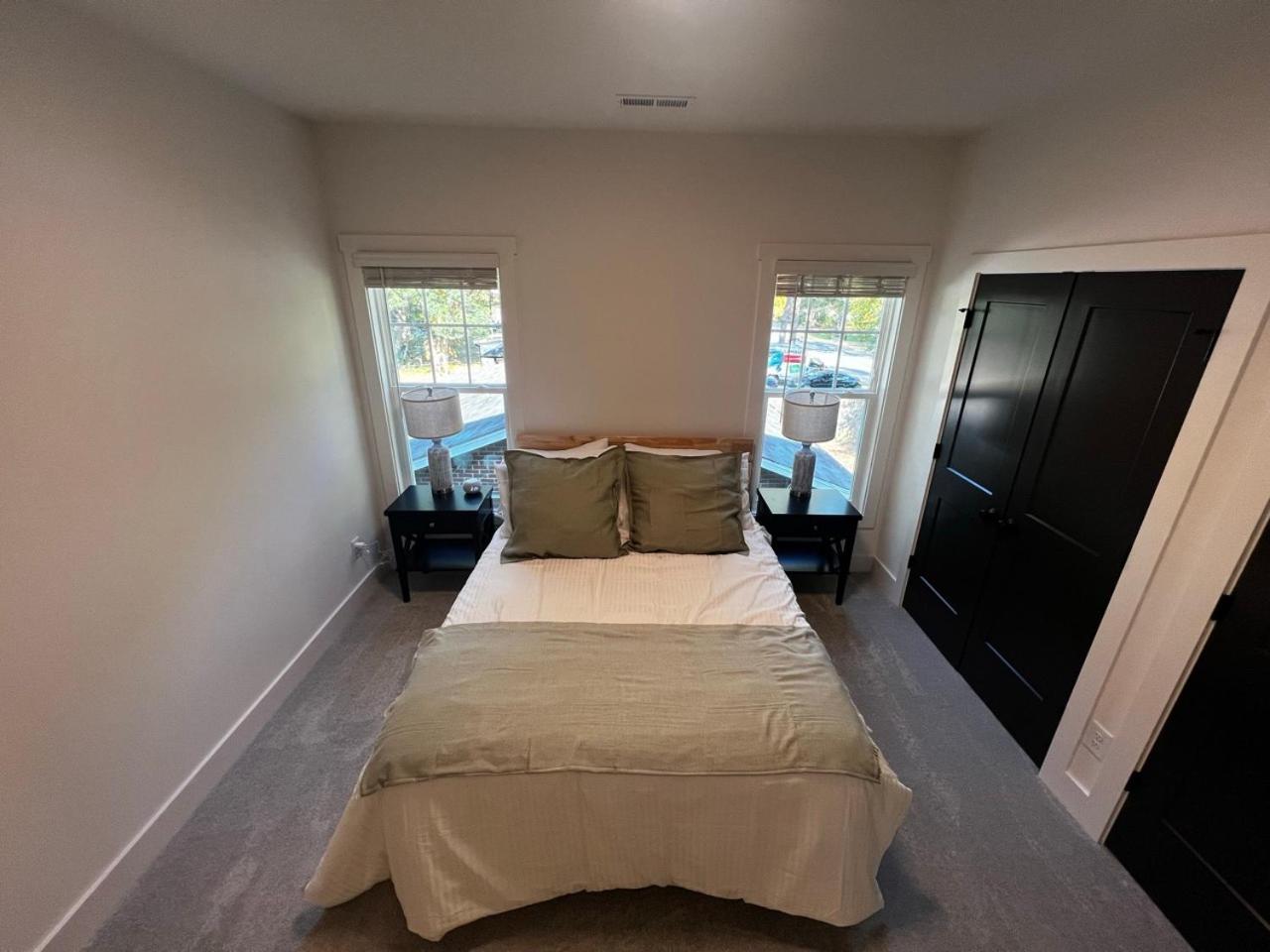 Spacious And Comfy Clt Retreat Charlotte