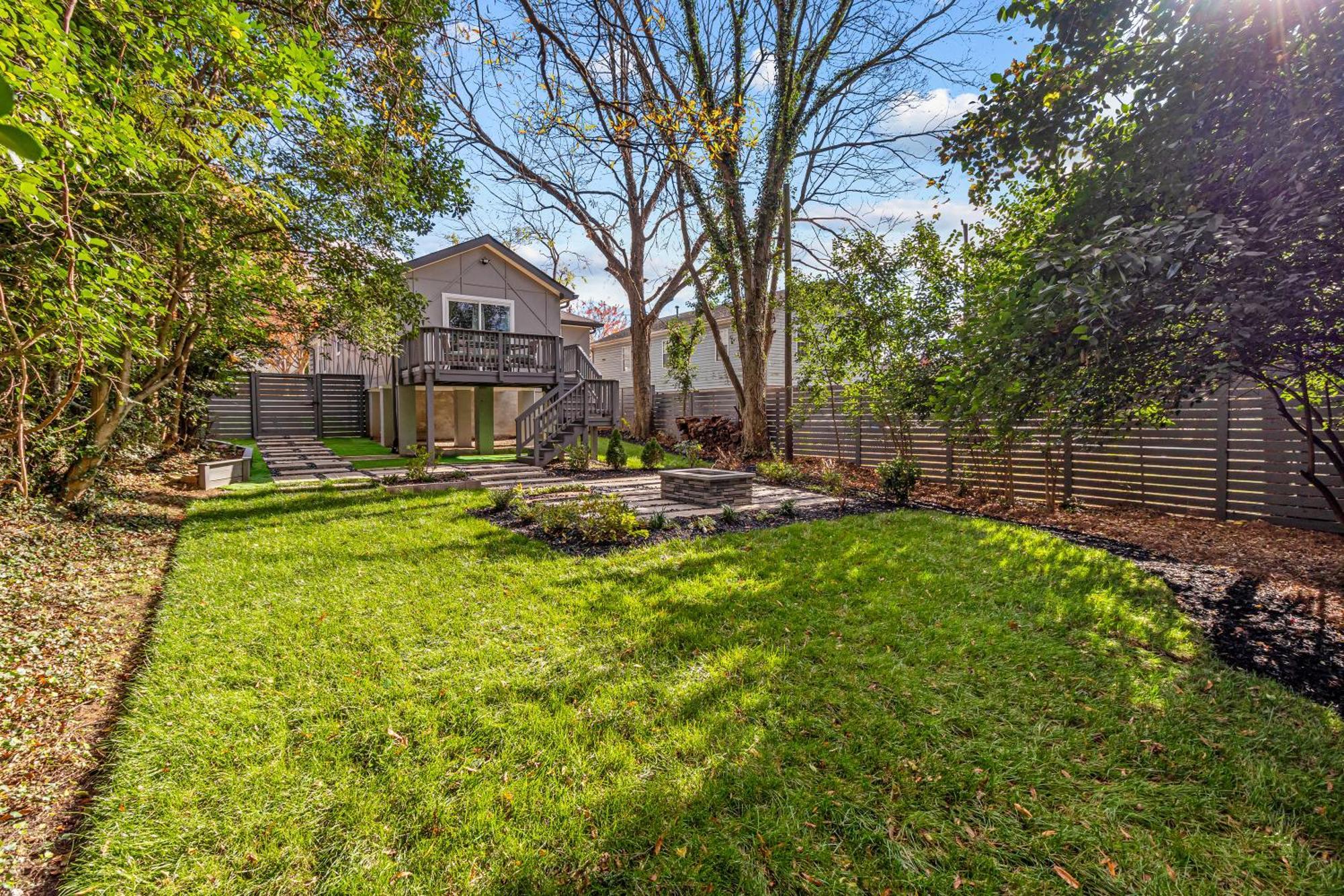 Holiday home Retreat: Luxury 4br Heaven Charlotte