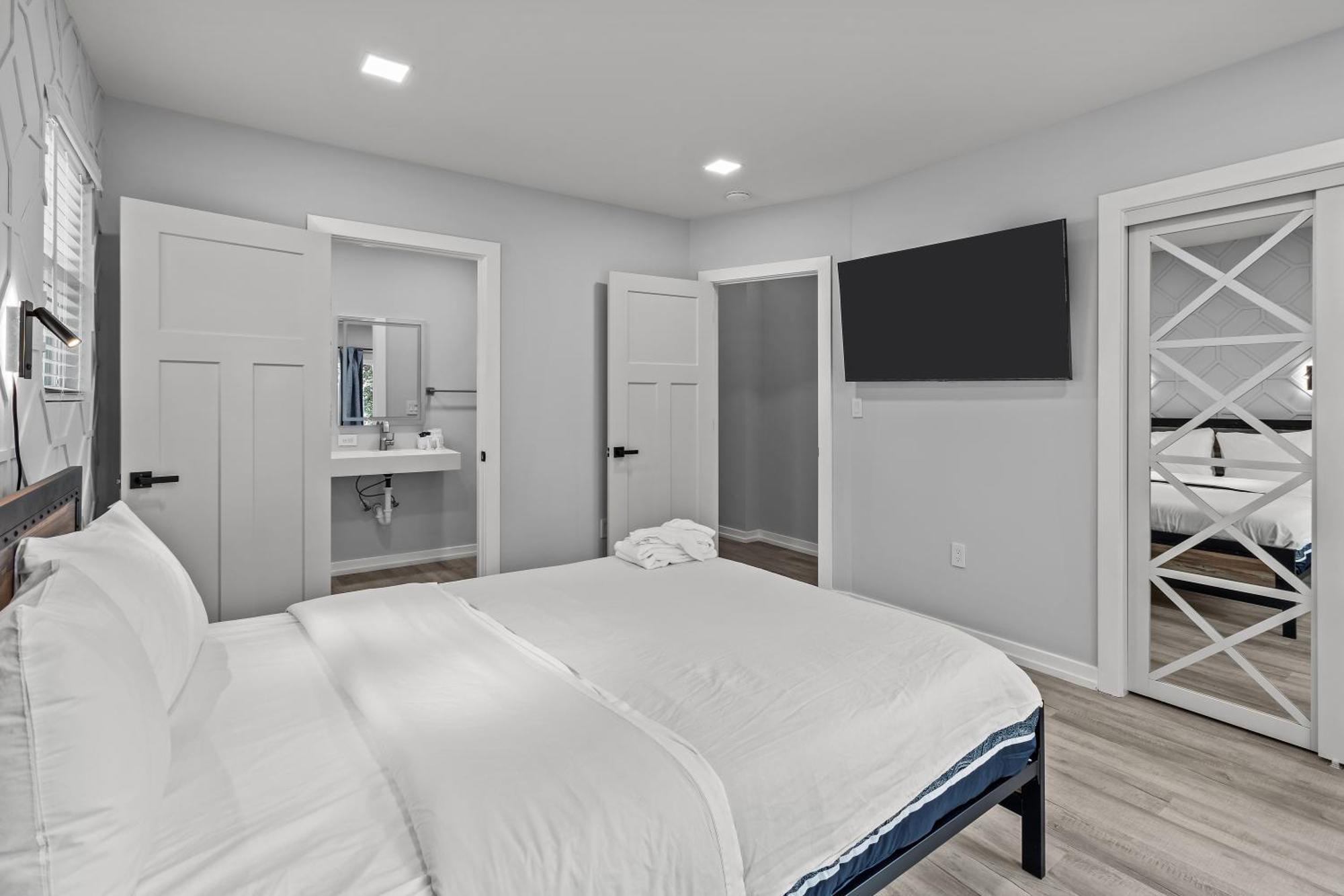 Holiday home Retreat: Luxury 4br Heaven *