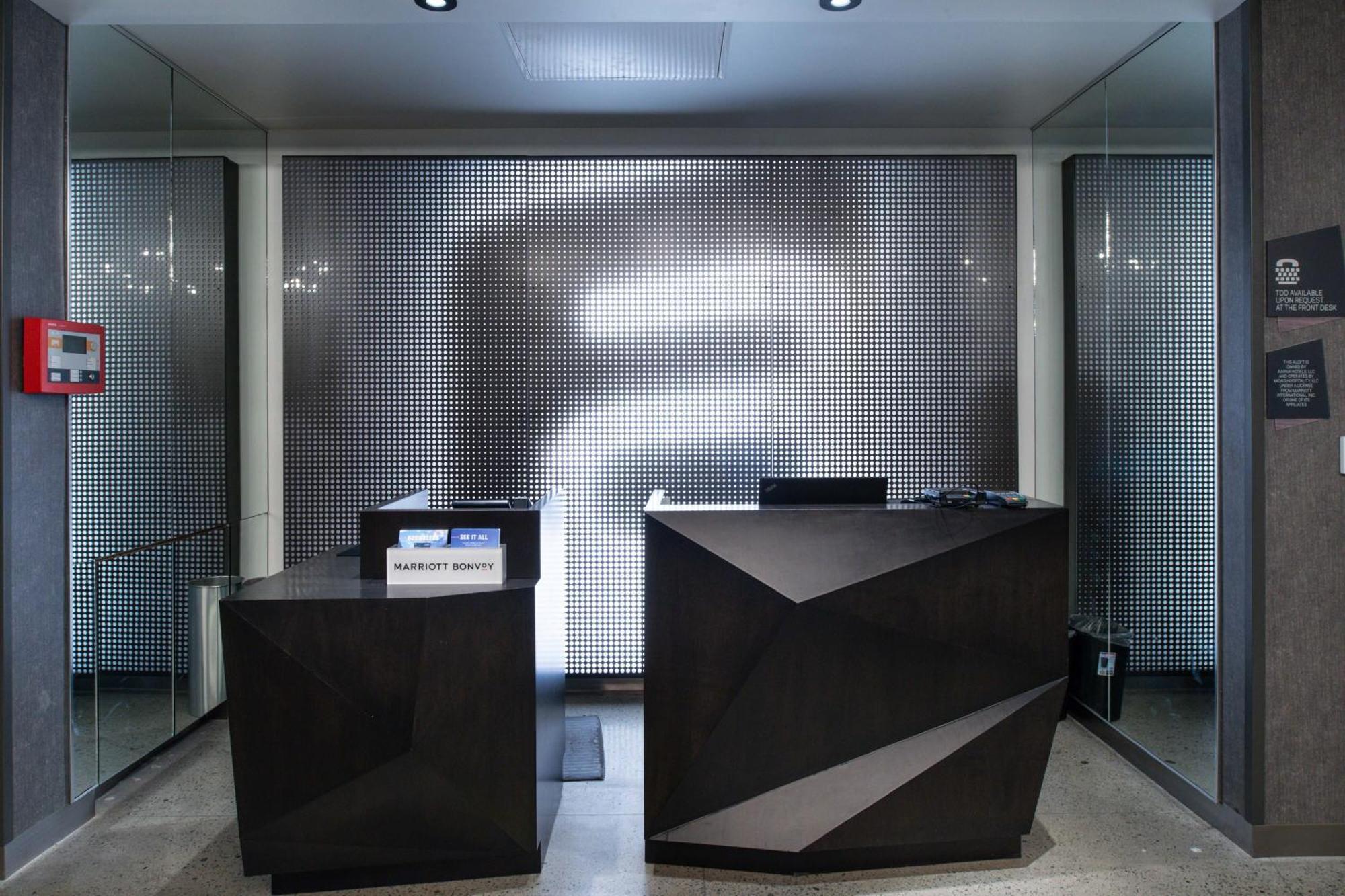 Aloft Airport Hotel Charlotte