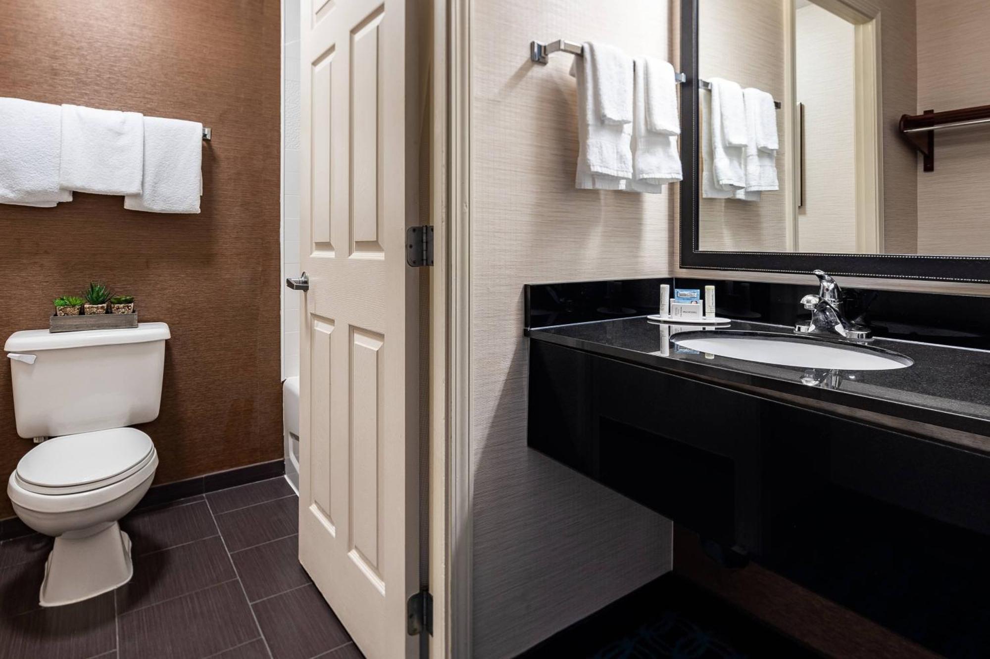 Hotel Fairfield Northlake Charlotte