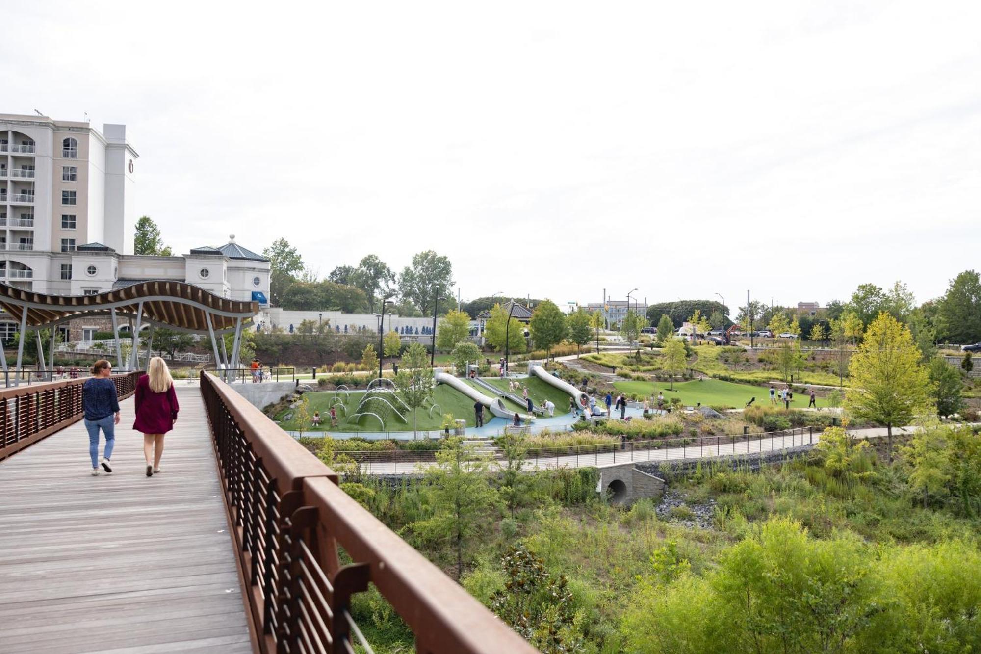 Staybridge - Ballantyne By Ihg