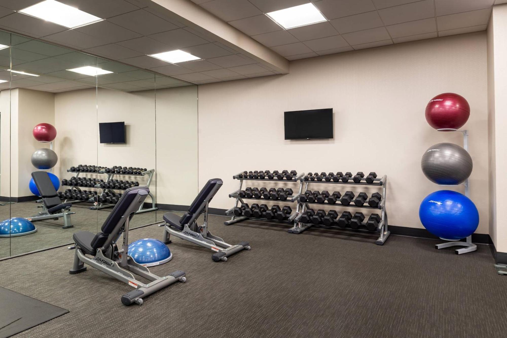 Courtyard By Marriott Northlake Charlotte