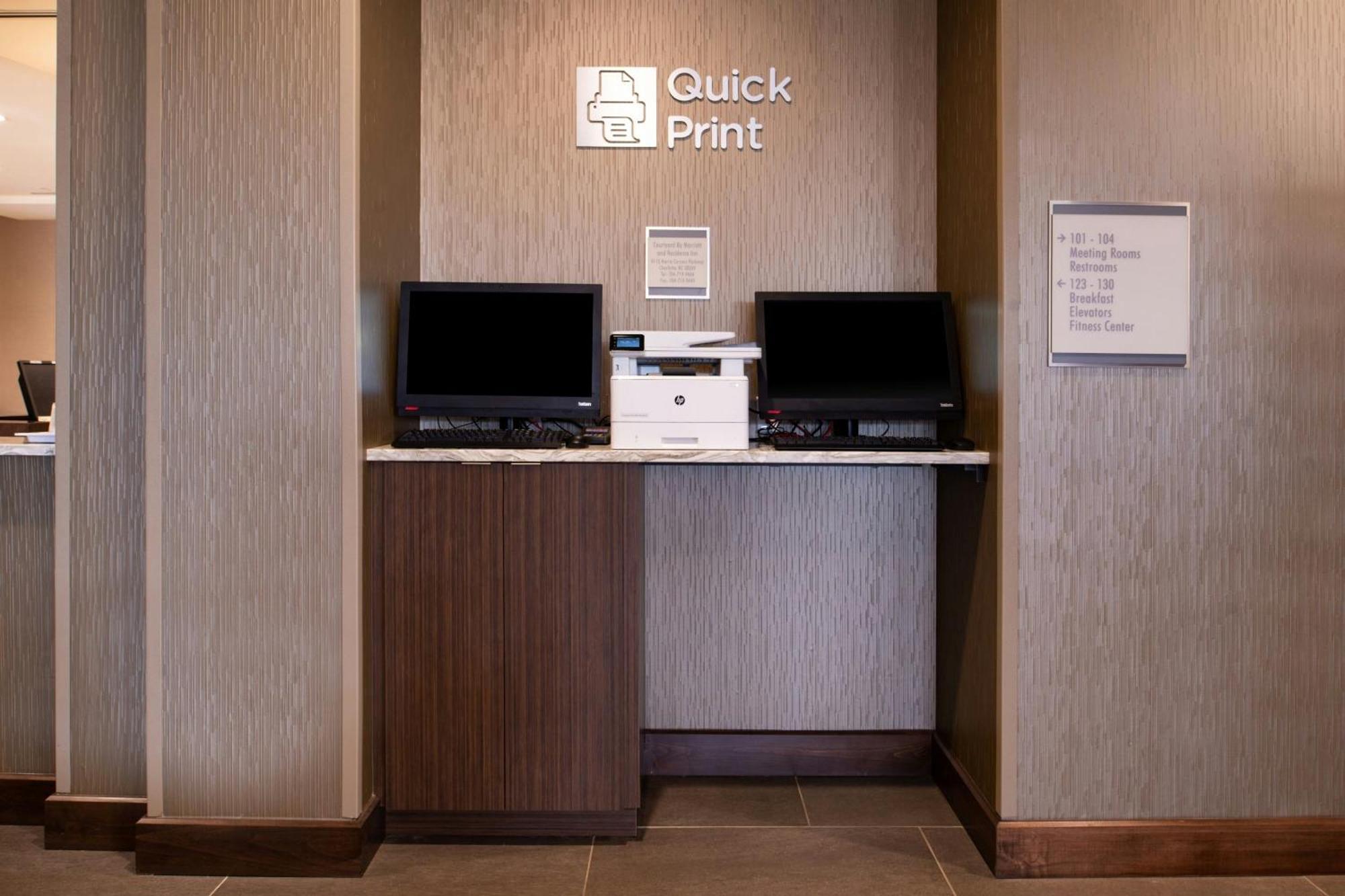 By Marriott Northlake