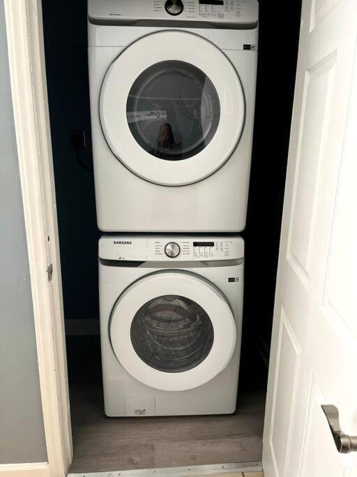 Holiday home 5 Bedrooms* Close To Downtown Charlotte