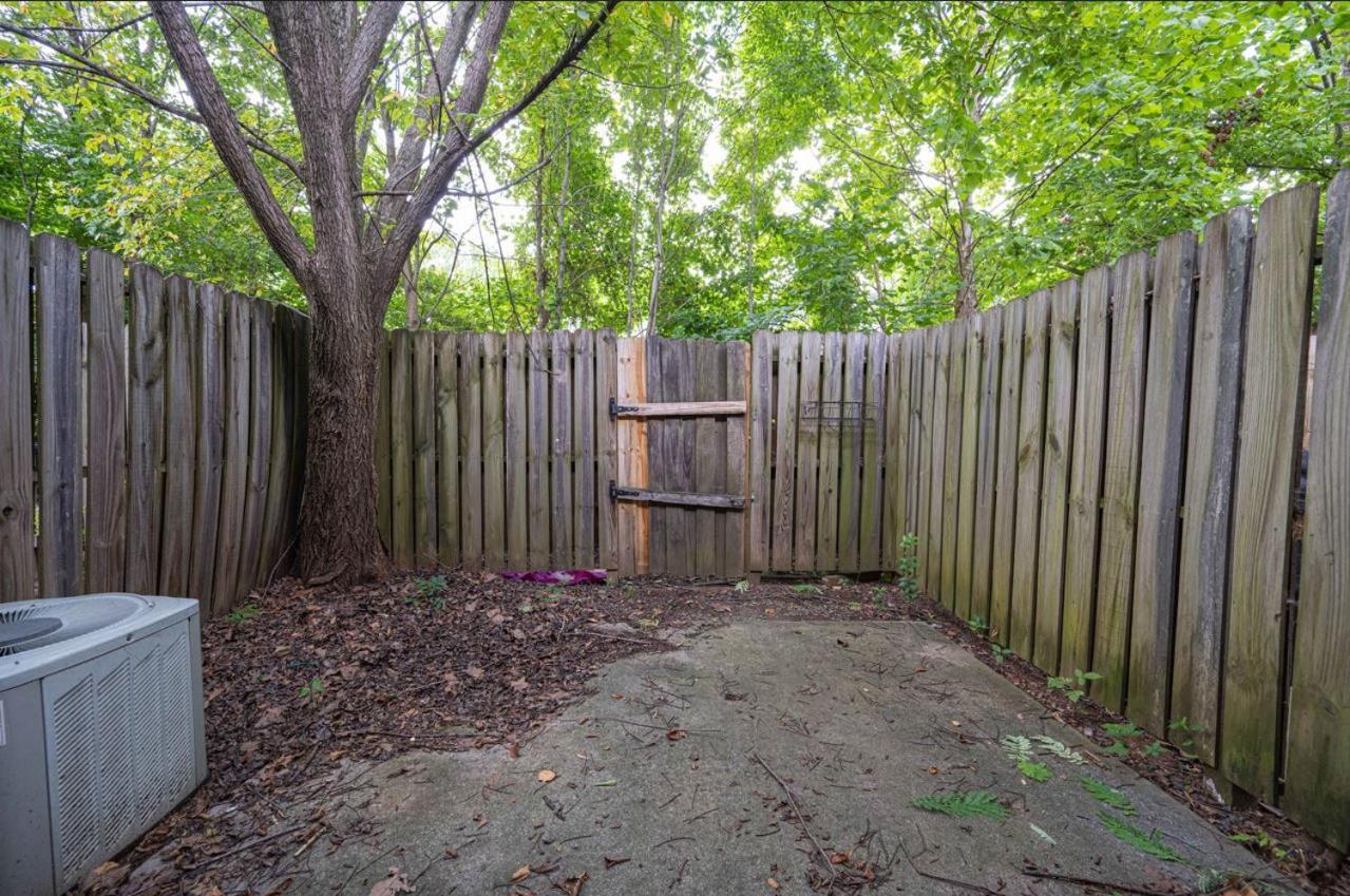 Magnificent 2 Bedrooms And 2 Baths Charlotte