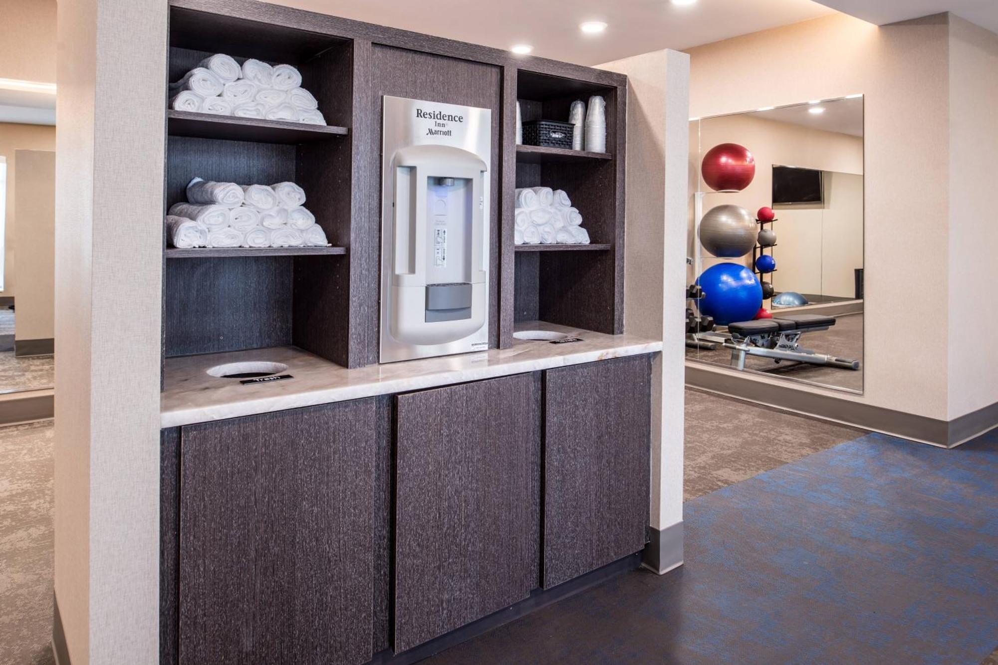 By Marriott Steele Creek Hotel 3*