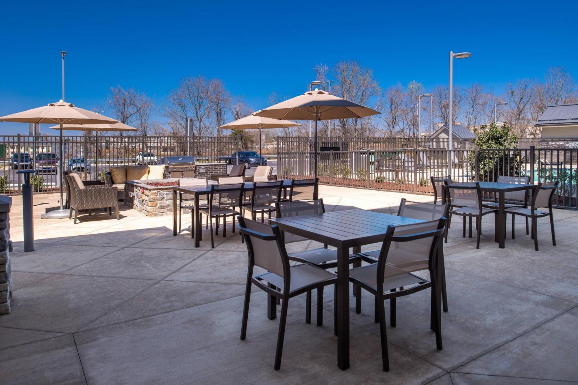 By Marriott Steele Creek Hotel Charlotte