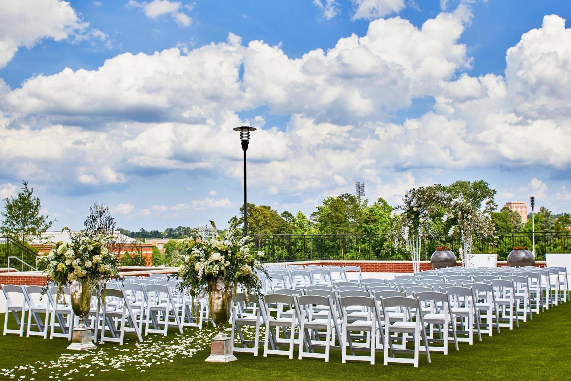 Unc Marriott & Conference Center 3*