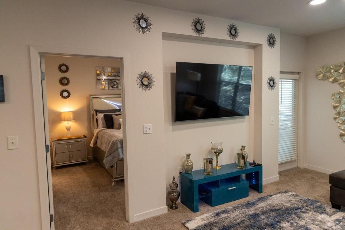 Apartment Away From *