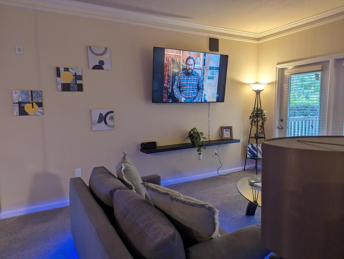 Apartment And Play - Sleeps 7 