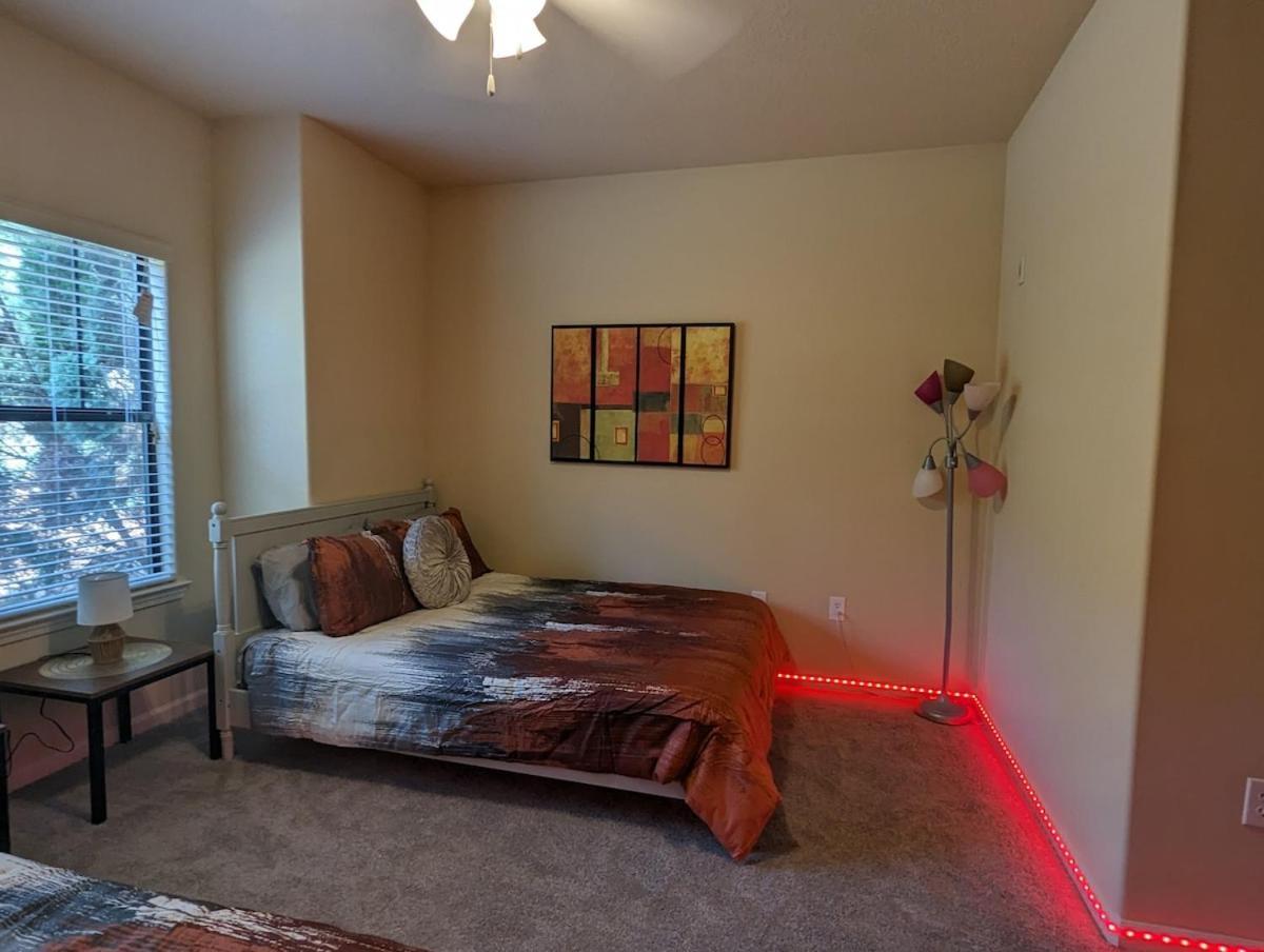 Apartment And Play - Sleeps 7 